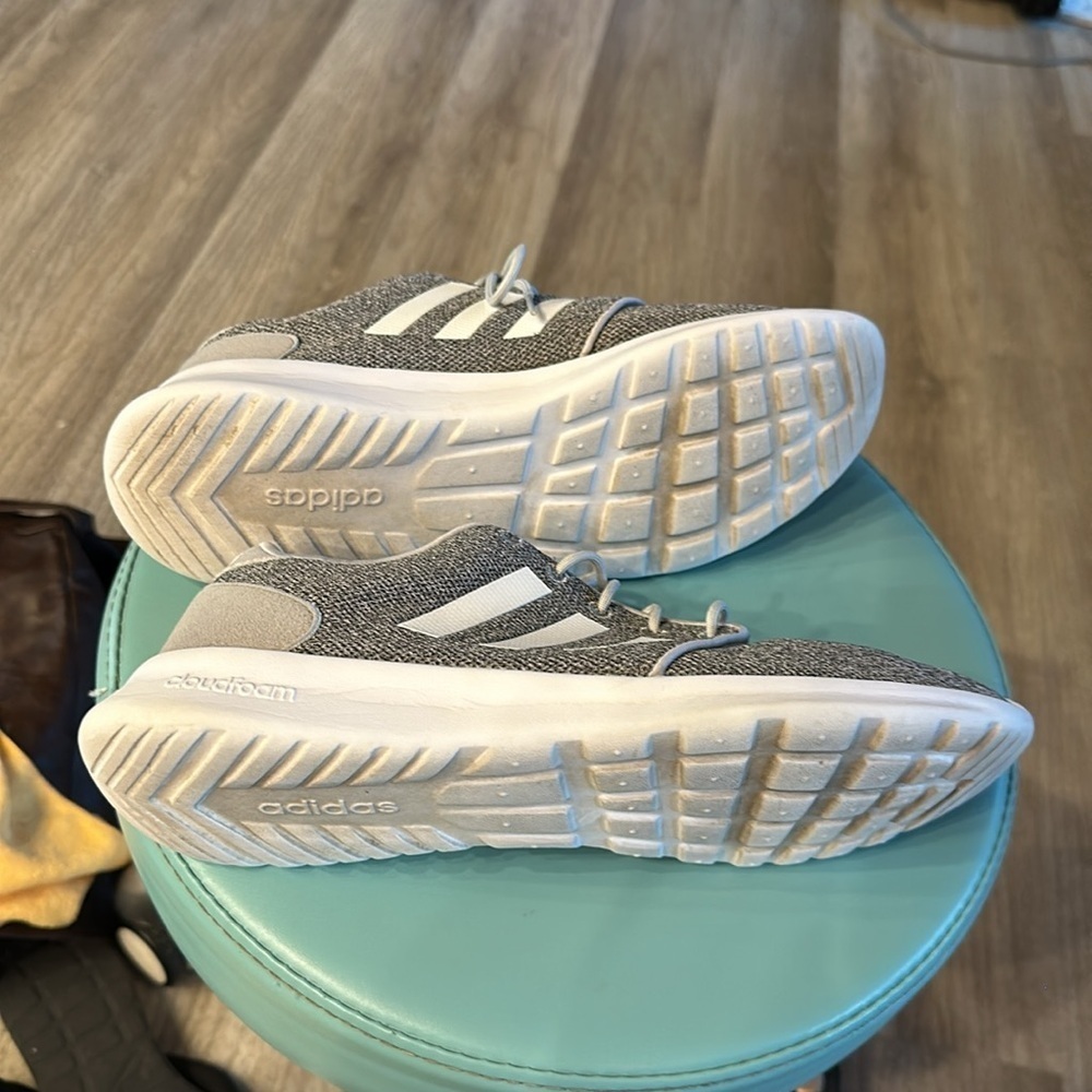Adidas cloud foam grey/white running shoe size 11 - Picture 5 of 9